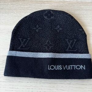Louis Vuitton Monogram Black and Silver Beanie